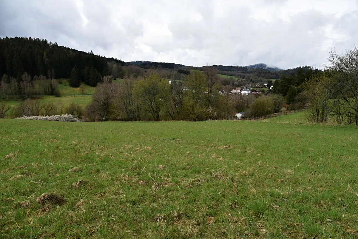 Prodej stavebního pozemku 2155 m²